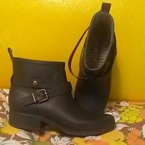 Lucky Brand ankle rainboots